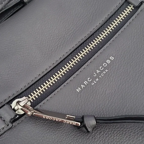 MARC JACOBS Leather Crossbody Saddle Bag - Picture 4 of 12